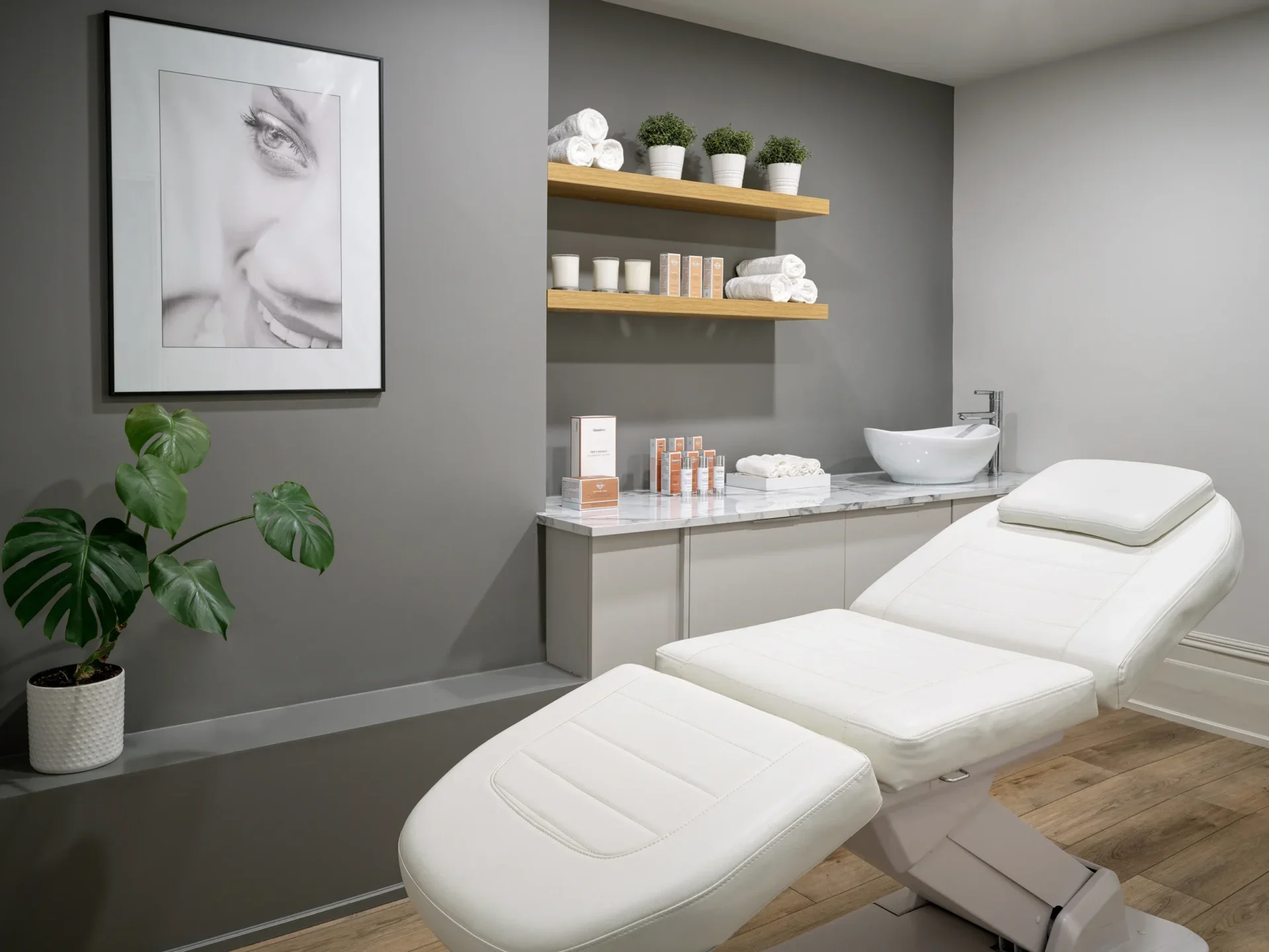 Skin-Clinic-Raynes-Park-1920x1440